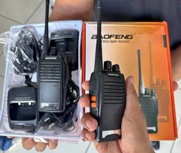 Rádio Comunicador Baofeng 777S - Kit com 2 Unidades + Acessórios