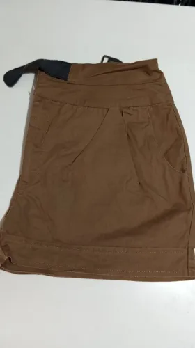  Shorts feminino tam.42(preço individual)