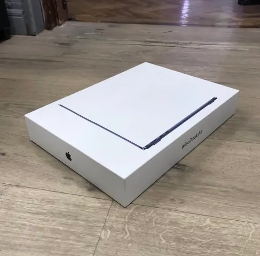 MacBook Air 13.6 polegadas M3 na promoção