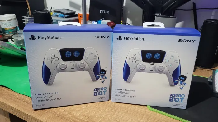 Controle DualSense Astro Bot edição limitada para PS5 - Lacrado