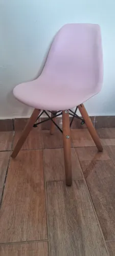 Cadeira Infantil Design Moderna