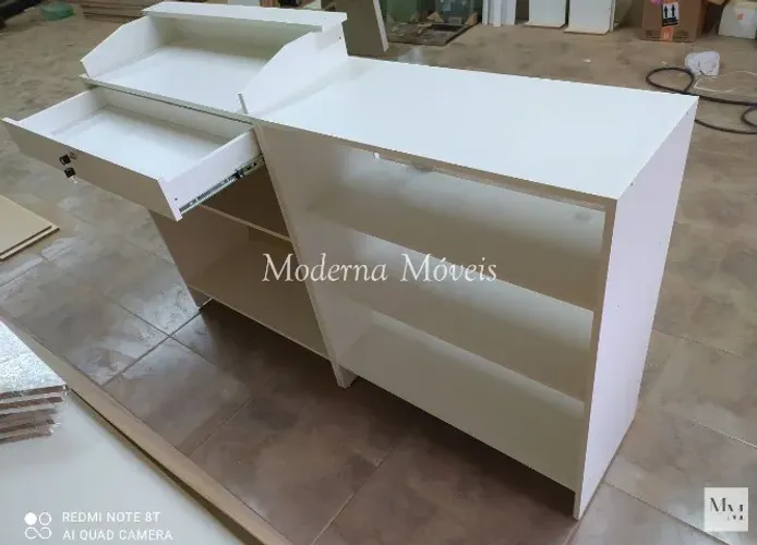 Balcão Caixa + Balcão Vitrine