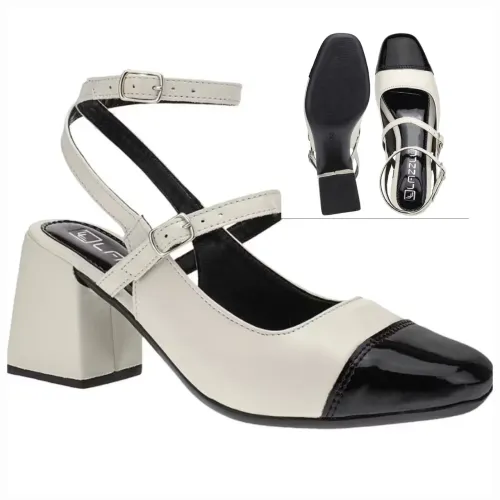 Sapato feminina off White e preta