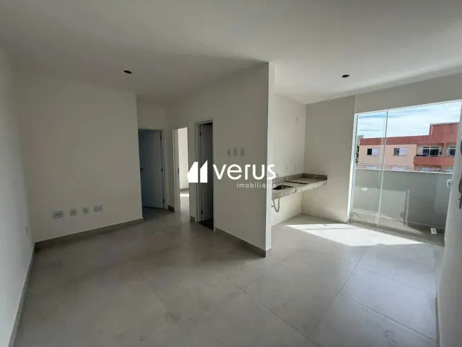 Apartamento à venda, 2 quartos, 1 suíte, 1 vaga, Santa Mônica - Uberlândia/MG