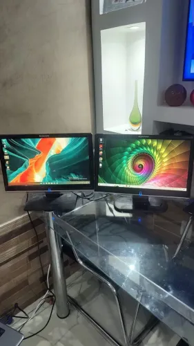 Monitores Lenovo 19 polegadas com adaptador HDMI. Parcelo no cartão 