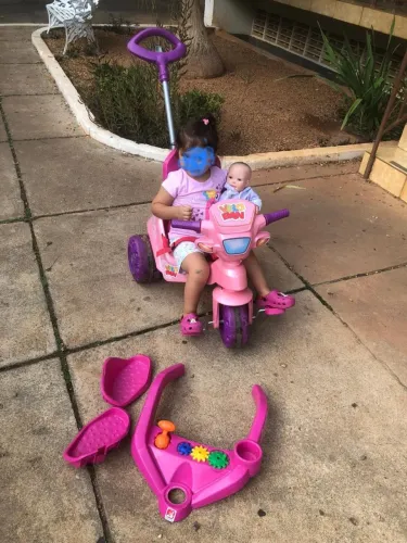 Triciclo Infantil Rosa com Acessórios