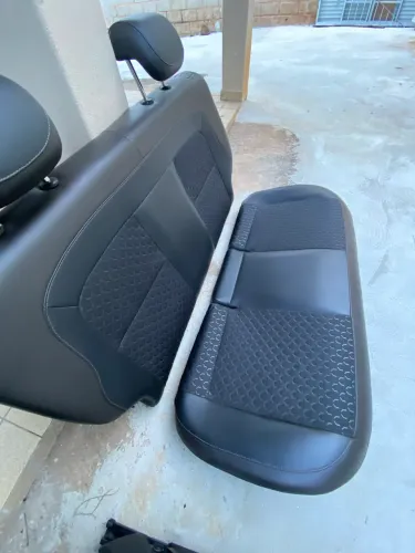 Banco de couro original onix 