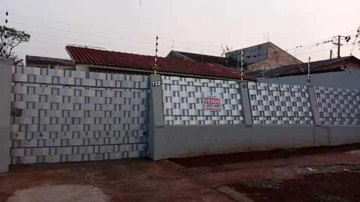 Casa à venda em localização privilegiada no Jardim Liberdade, Maringá, PR