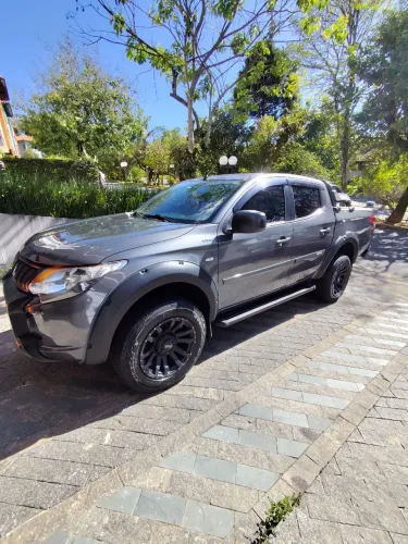 Mitsubishi L200 Tri. Sport Outd. GLX 2.4 4X4 Diesel 2020
