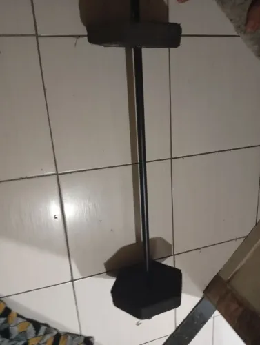 Barra de ferro com 10kg anilha