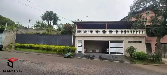 Casa Térrea à venda 2 quartos 3 vagas Batistini - São Bernardo do Campo - SP