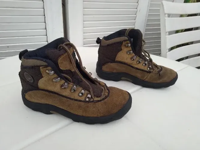 Bota De Trilha Hi-tec Palmilha 23cm (34bra) 