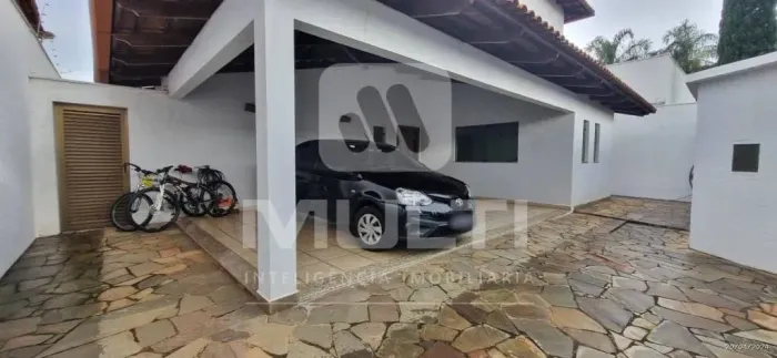 Casa - JARDIM KARAIBA