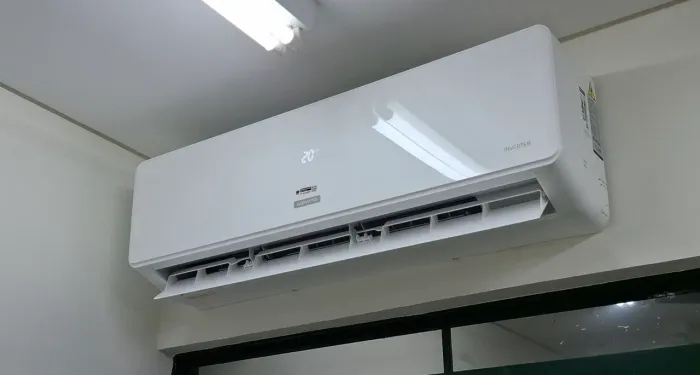 Serviços de instalação de Ar condicionado,  manutenção e Limpeza. (67)9. * 