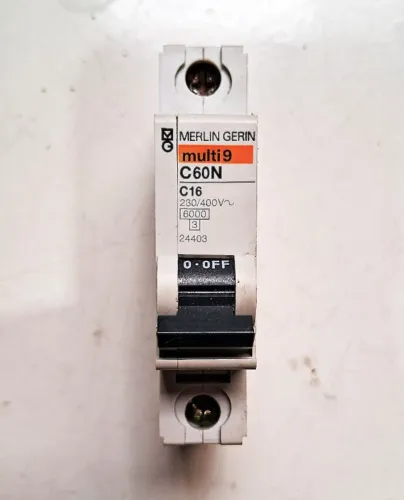 Kit 3 unid.-Disjuntor unipolar C60N- 16 A- Merlin Gerin 