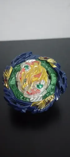 Beyblade vanish fafinir usado