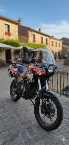 Troco por moto ou carro