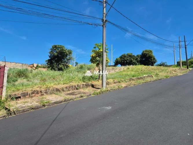 Terreno a venda no Bairro Boa Vista
