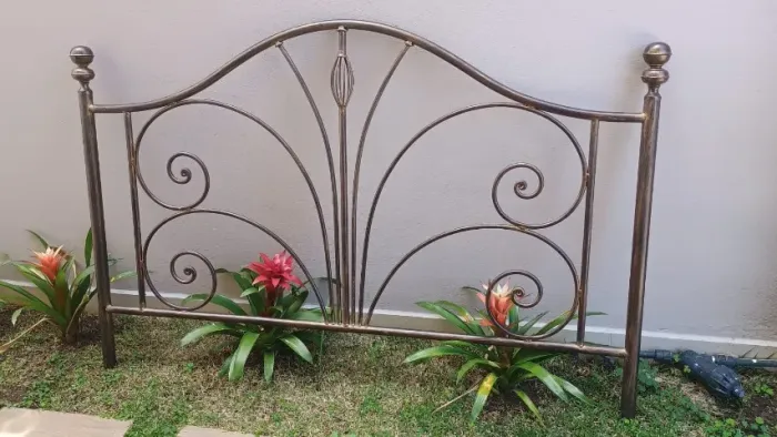 cabeceira para cama de ferro (1,60m - largura/ 1,0m - altura)