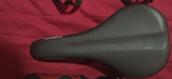 Selim Banco P Bike City Yamada Zl-8010 Preto com castanhola.