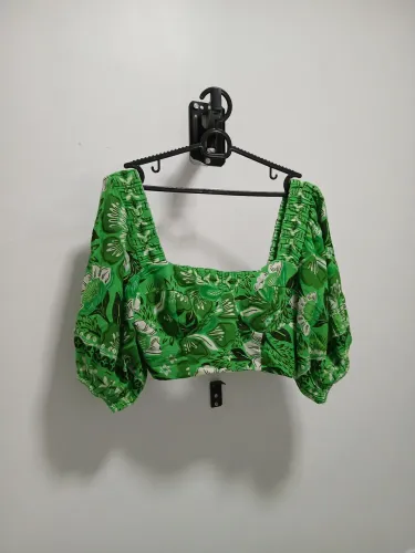 Croped Farm folhagem