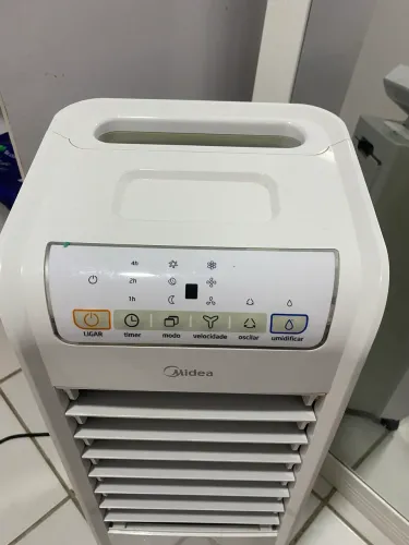 Umidificador de ar portátil marca Midea 