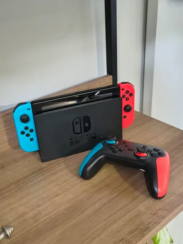 Nintendo switch com controle extra