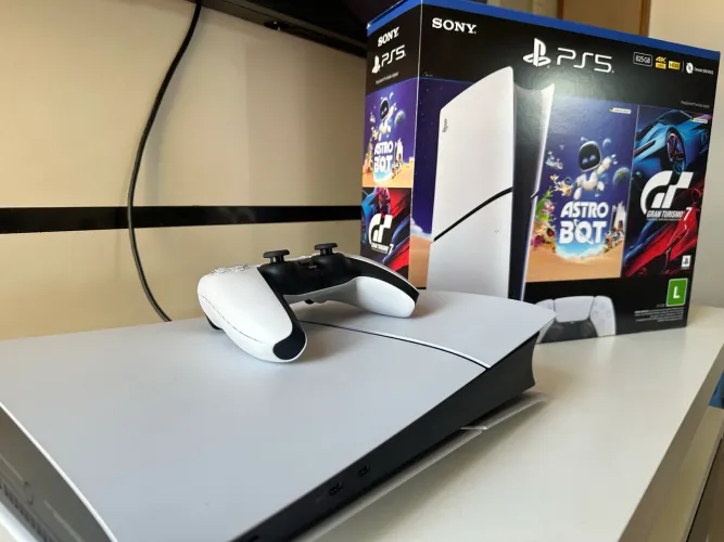 Vendo ps5 slim digital