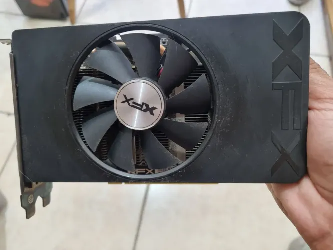 Placa de Vídeo XFX Radeon R7 360 2GB GDDR5