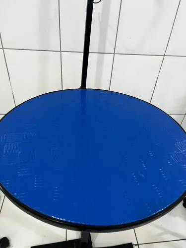 Mesa de tosa redonda 