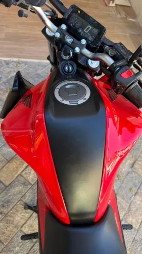 CB Twister 300