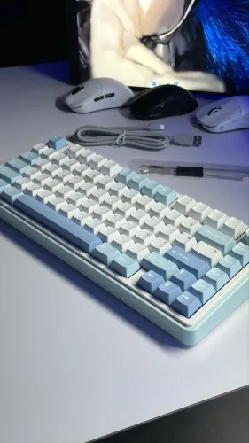 Teclado Aula F75