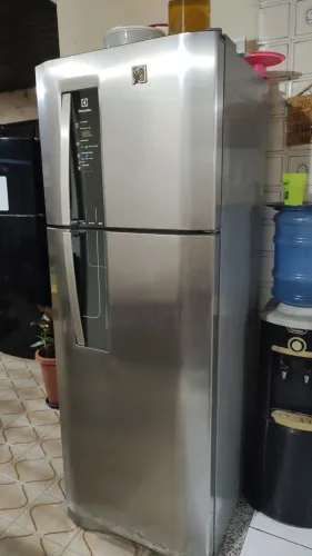 Geladeira Frost Free Electrolux duas portas