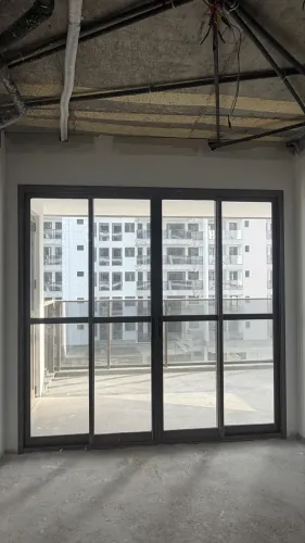 Porta de correr em alumínio bronze