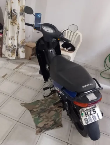 Vendo essa Biz toda revisada