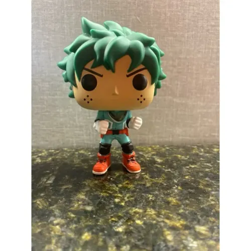 Boneco Colecionável My Hero Academia Funko Pop Deku (Izuku Midoriya) 247