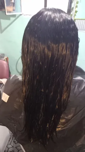 Aplicação de mega hair