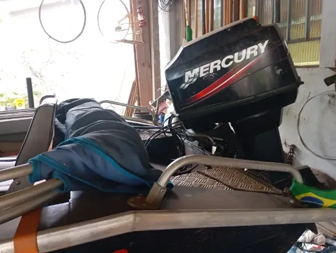 Lancha 60 hp