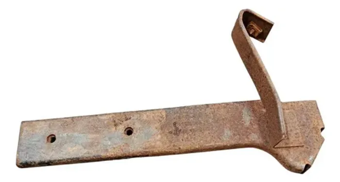 Suporte Parachoque Traseira Esquerda Parati G3 1999 A 2002