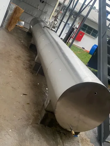 Boiler para água quente em aço inox.