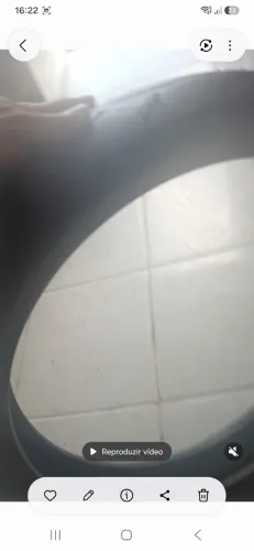 Pneu