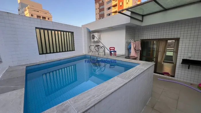 Casa alta para alugar 3 suítes 2 vagas piscina Embaré Santos SP