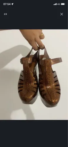 Melissa aranha 7916