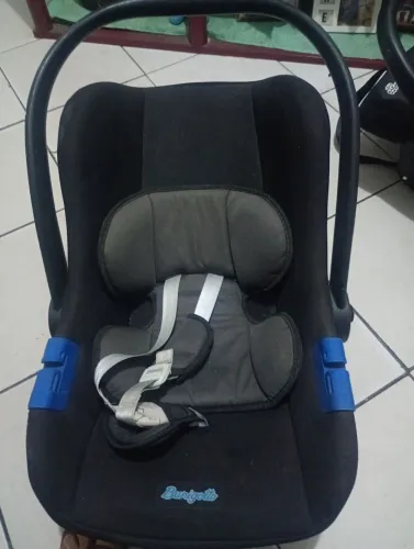 Bebê conforto azul