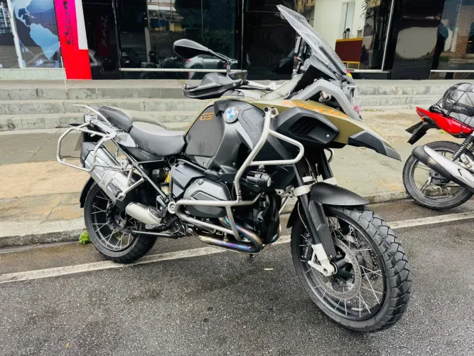 BMW R1200 GS Triple Adventure