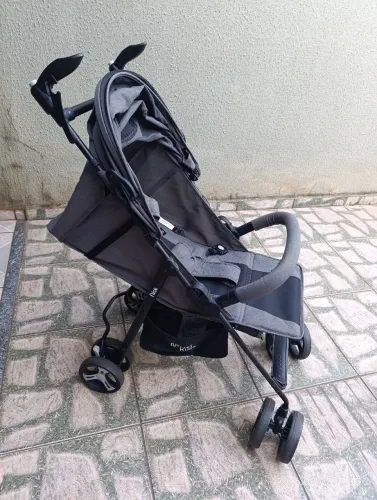 Carrinho de Bebê Multikids Baby Flick BB445