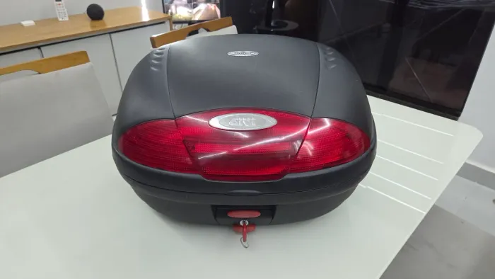 Bau Givi Bauleto Moto Traseiro 45l Monolock Simply E450