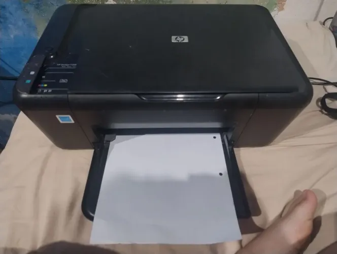 Impressora HP Deskjet F2480 - Print, Scan e Copy