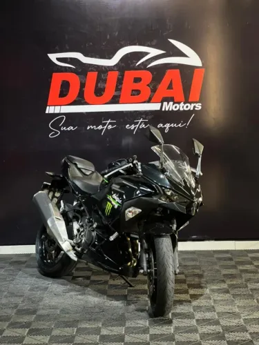 KAWAZAKI NINJA 500 2025