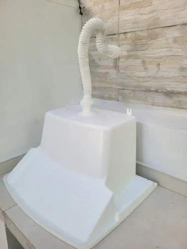Tanque branco de plástico 